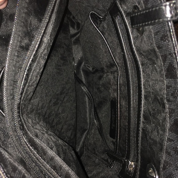 Michael Kors handbag - Picture 7 of 8